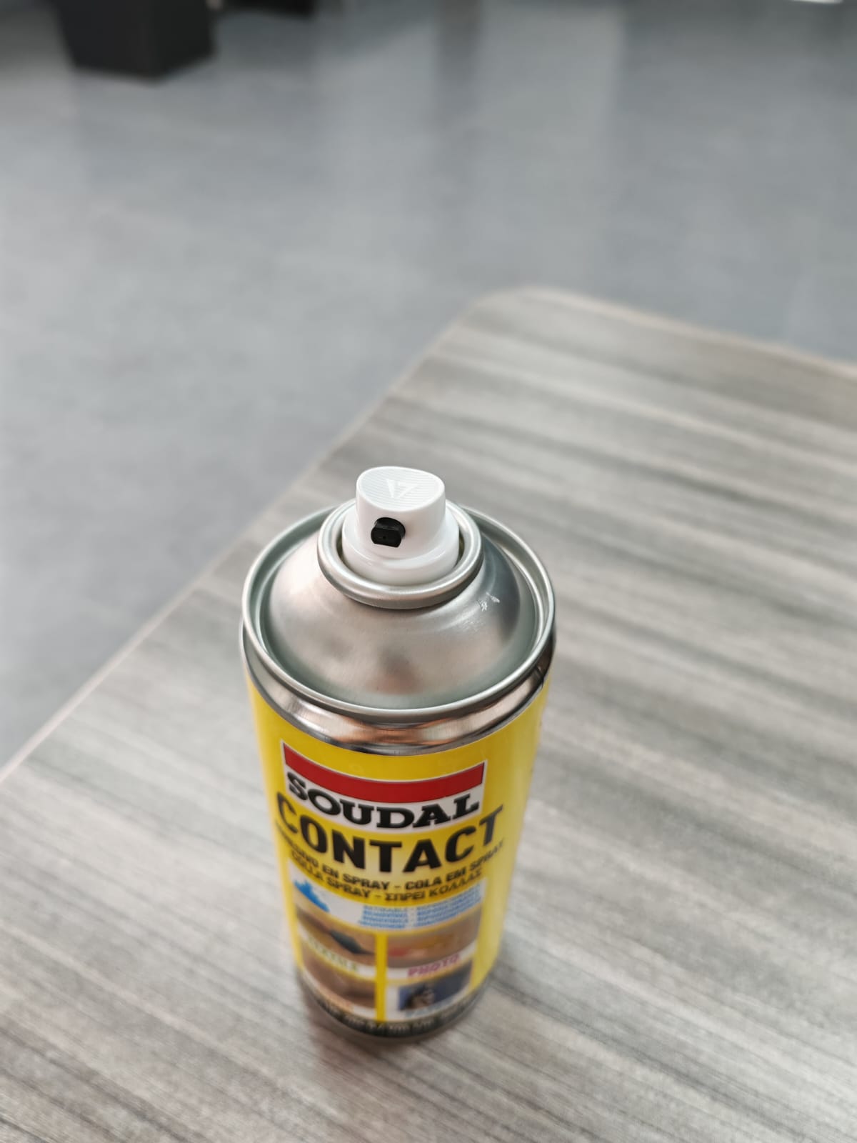 Contact Adhesive Spray